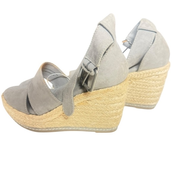 Bundle of Beautiful Shoes -Size 6 1/2 - Picture 7 of 14